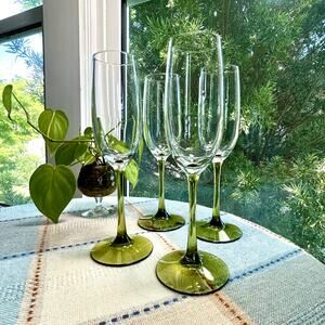 Set of 4 Pier 1 Pantiago Olive Green Champagne Flutes 9.25”